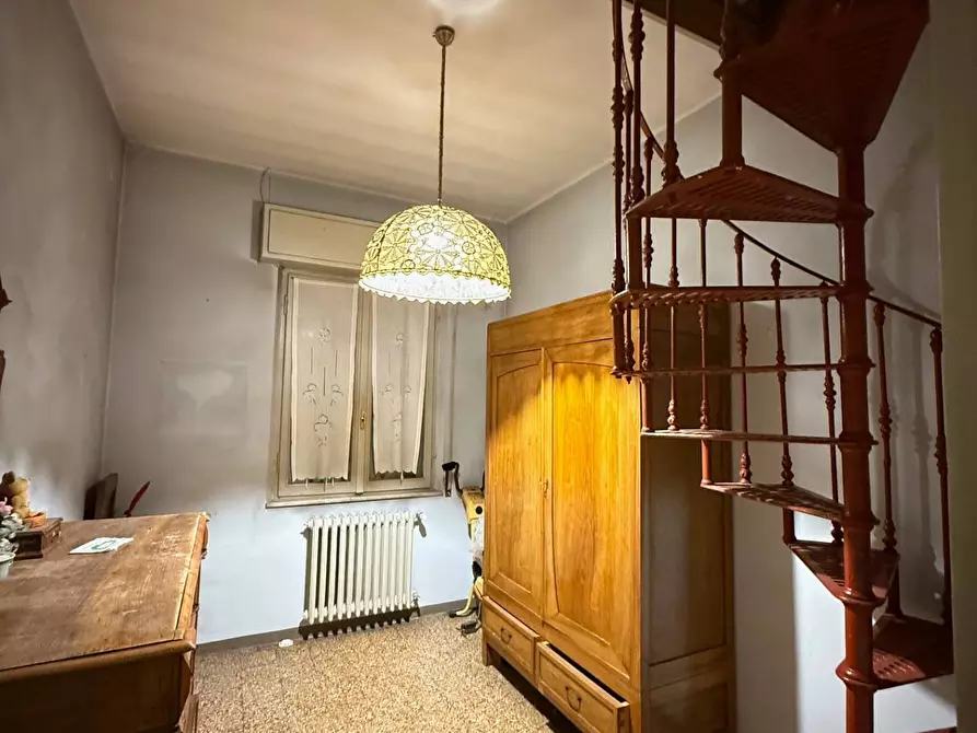 Immagine 23 di Casa indipendente in vendita  a Mantova