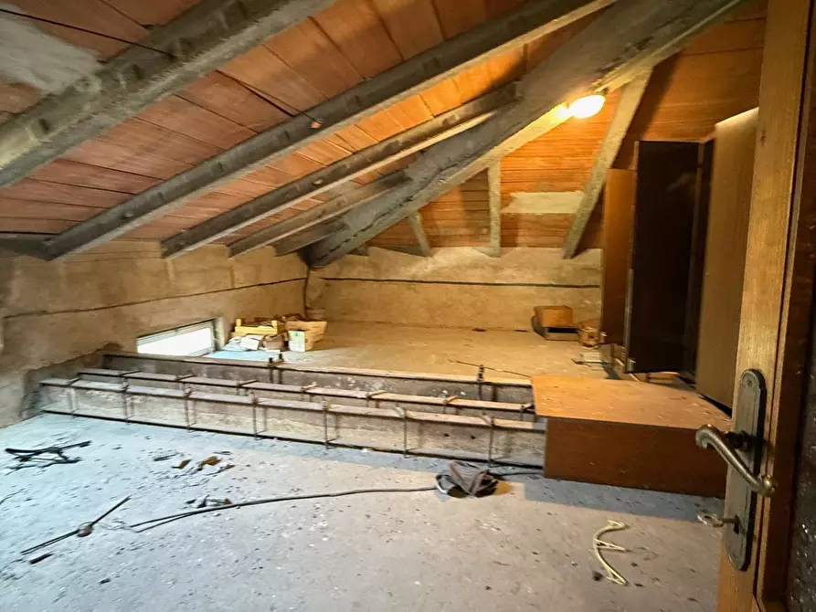 Immagine 24 di Casa indipendente in vendita  a Mantova