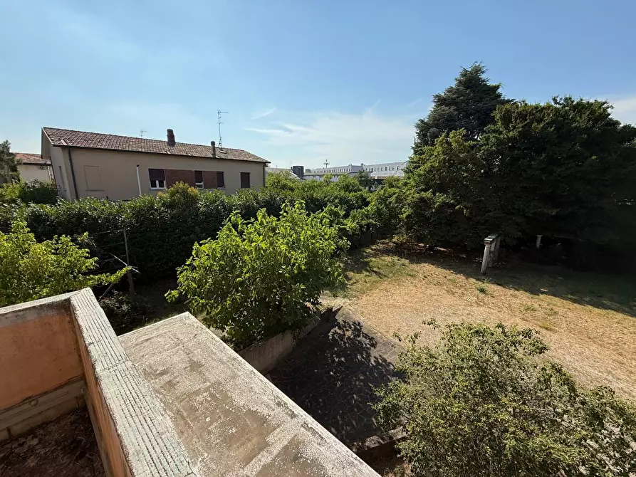 Immagine 27 di Casa indipendente in vendita  a Mantova