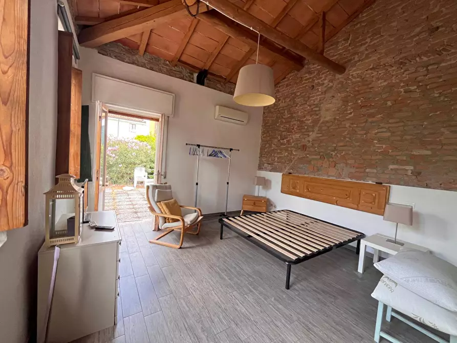 Immagine 10 di Appartamento in vendita  a Mantova