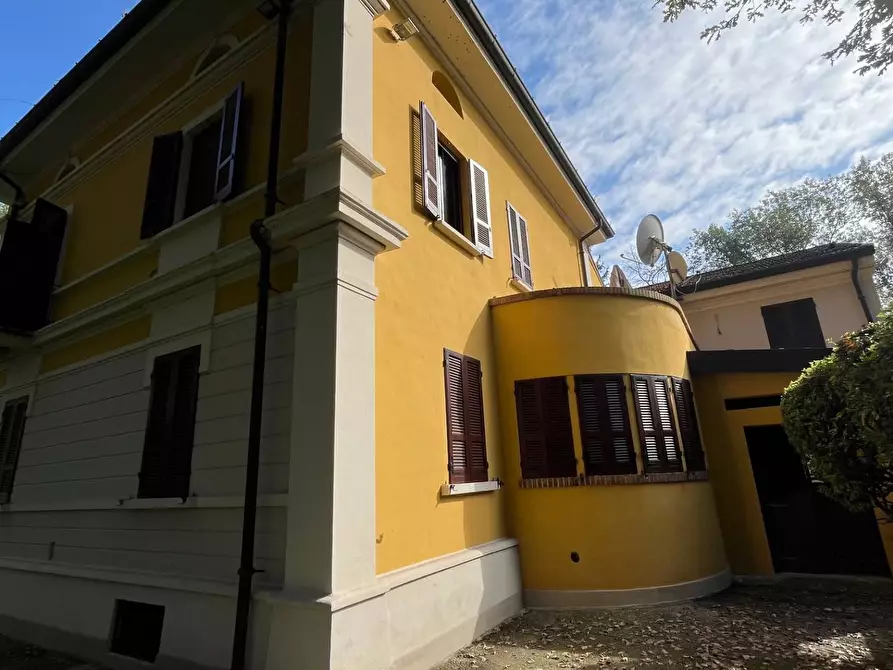 Immagine 16 di Casa indipendente in affitto  a Mantova