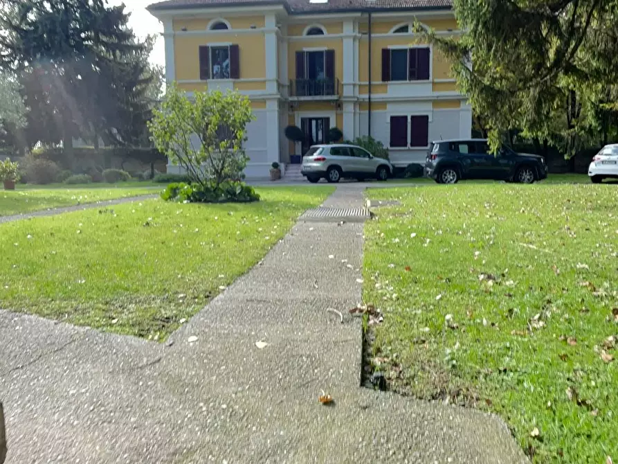 Immagine 28 di Casa indipendente in affitto  a Mantova