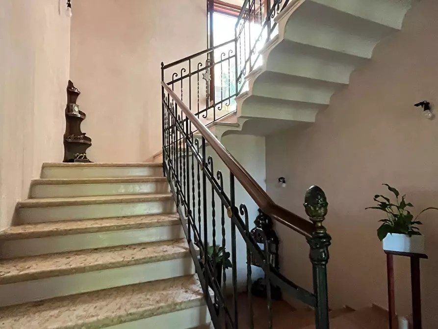 Immagine 39 di Casa indipendente in affitto  a Mantova
