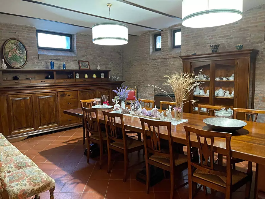 Immagine 49 di Casa indipendente in affitto  a Mantova