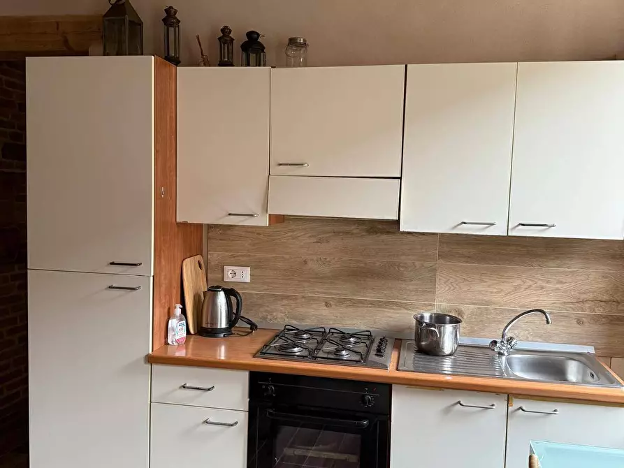 Immagine 8 di Appartamento in vendita  a Mantova