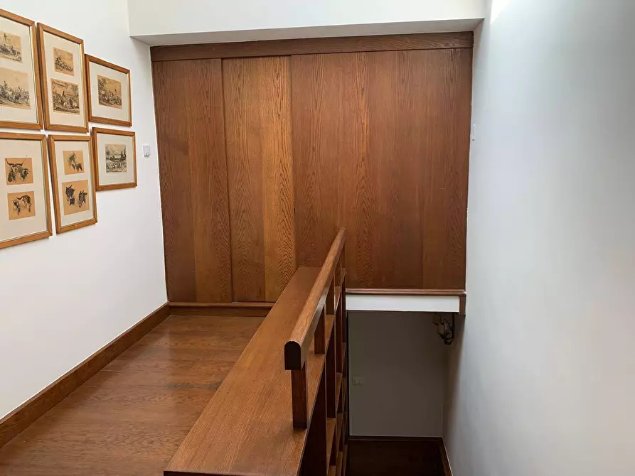 Immagine 3 di Appartamento in affitto  a Mantova