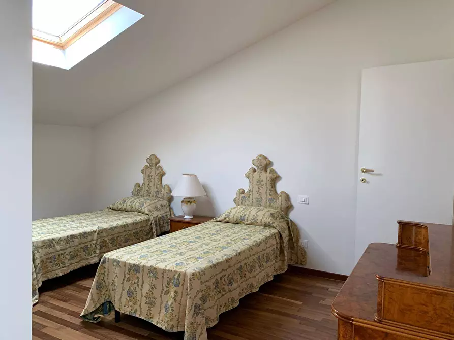 Immagine 7 di Appartamento in affitto  a Mantova