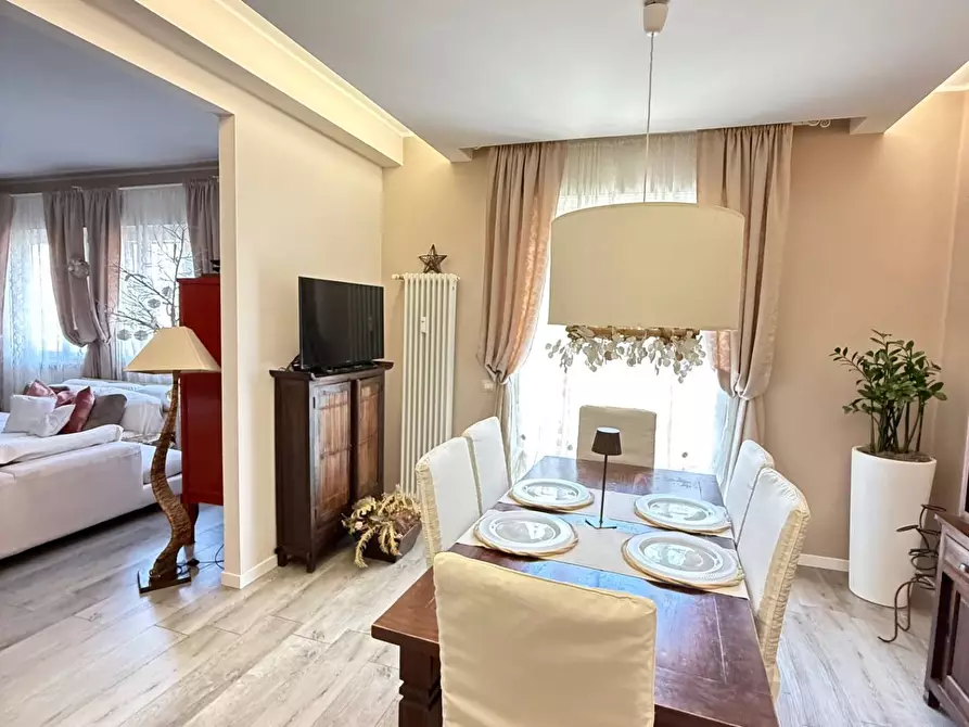 Immagine 12 di Appartamento in vendita  a Mantova