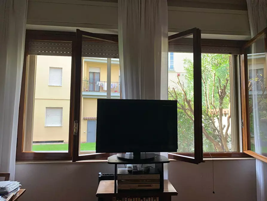 Immagine 2 di Appartamento in vendita  a Mantova