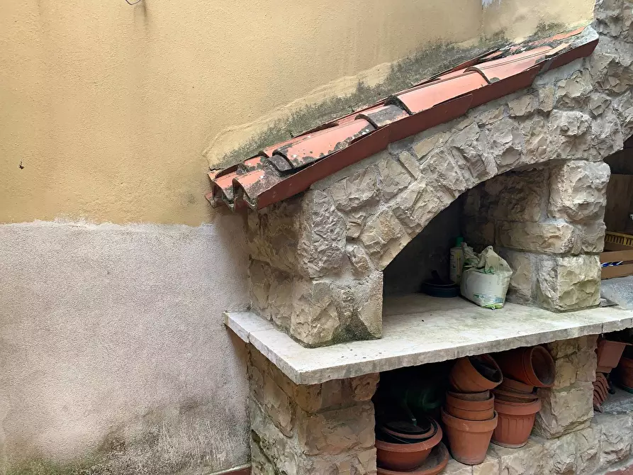 Immagine 9 di Appartamento in vendita  a Mantova