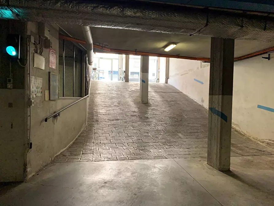 Immagine 16 di Appartamento in vendita  a Mantova