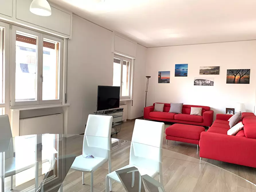 Immagine 4 di Appartamento in vendita  a Mantova