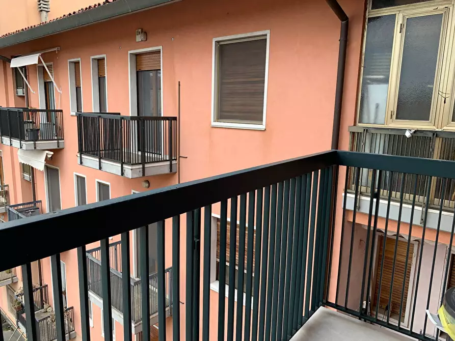 Immagine 15 di Appartamento in vendita  a Mantova