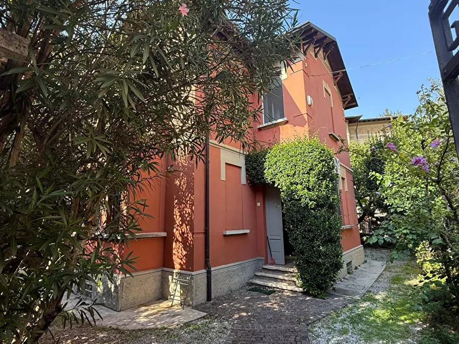 Immagine 2 di Casa indipendente in affitto  a Mantova