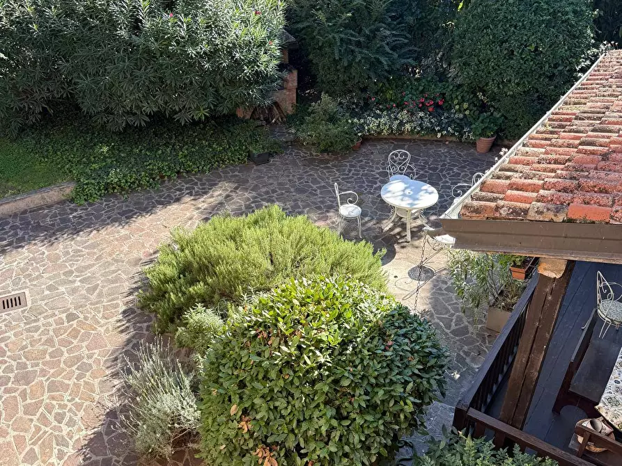 Immagine 14 di Villa in vendita  a Mantova