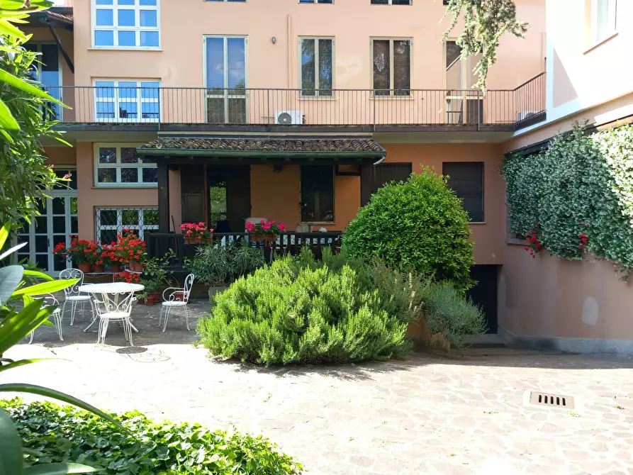 Immagine 23 di Villa in vendita  a Mantova