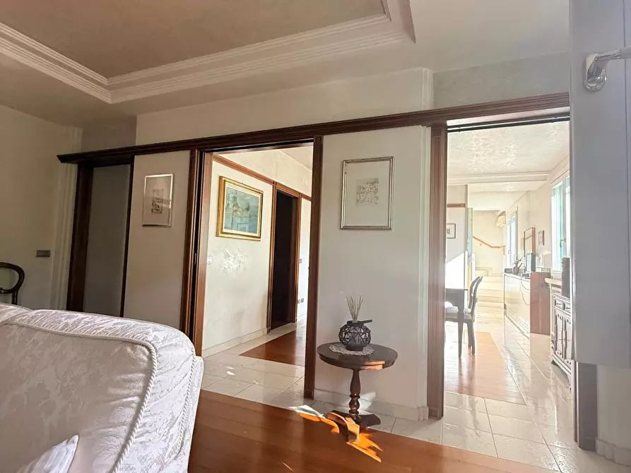 Immagine 25 di Appartamento in vendita  a Mantova