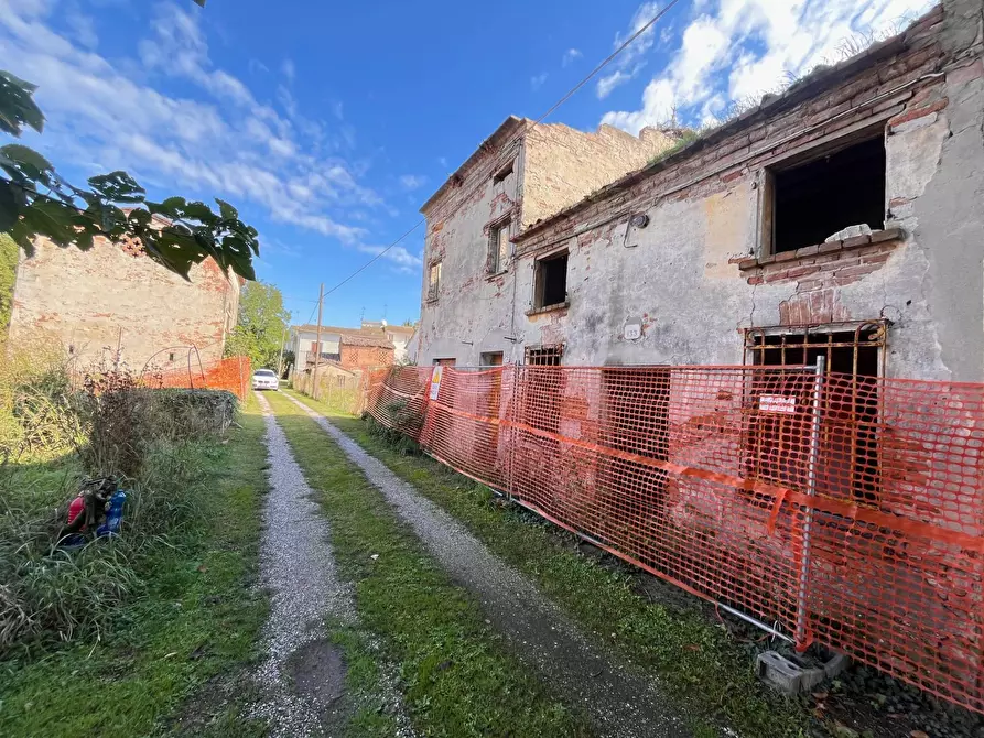 Immagine 5 di Agriturismo in vendita  a San Benedetto Po