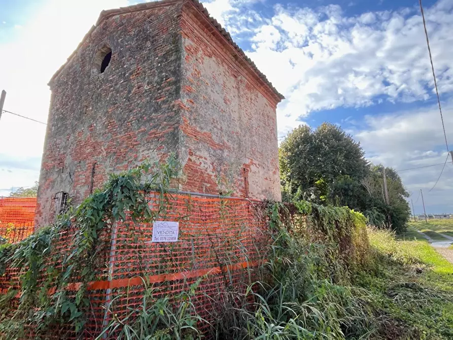 Immagine 6 di Agriturismo in vendita  a San Benedetto Po