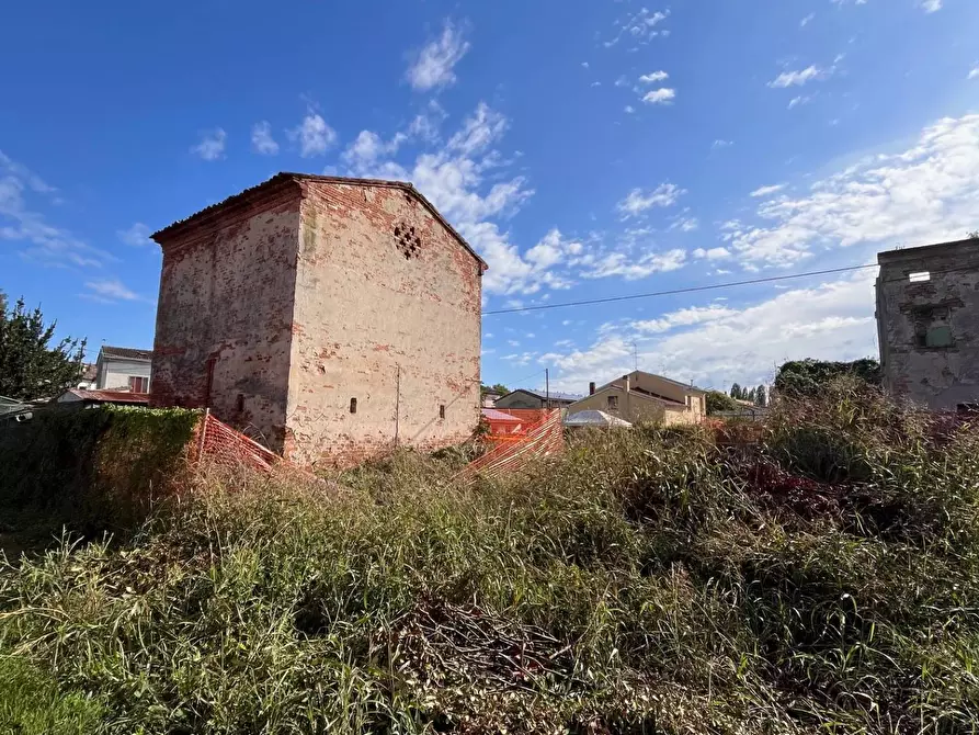 Immagine 8 di Agriturismo in vendita  a San Benedetto Po
