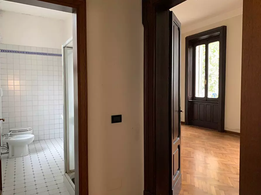 Immagine 15 di Appartamento in vendita  a Mantova