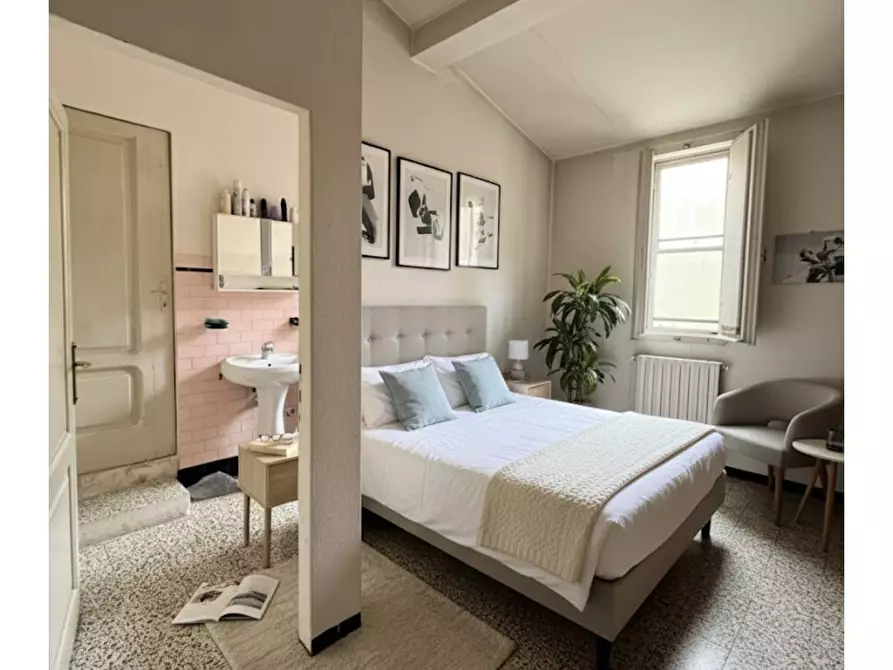 Immagine 5 di Casa indipendente in vendita  a Mantova