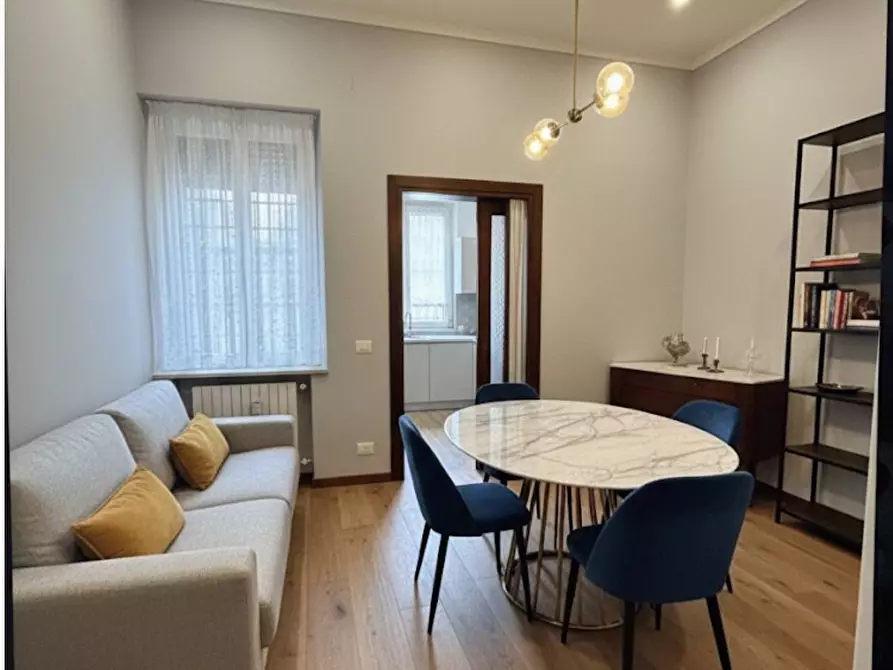 Immagine 11 di Casa indipendente in vendita  a Mantova