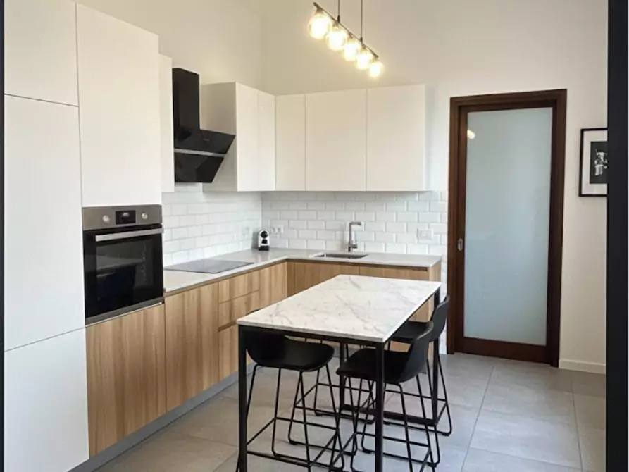 Immagine 13 di Casa indipendente in vendita  a Mantova