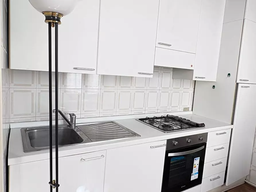 Immagine 5 di Appartamento in vendita  a Mantova