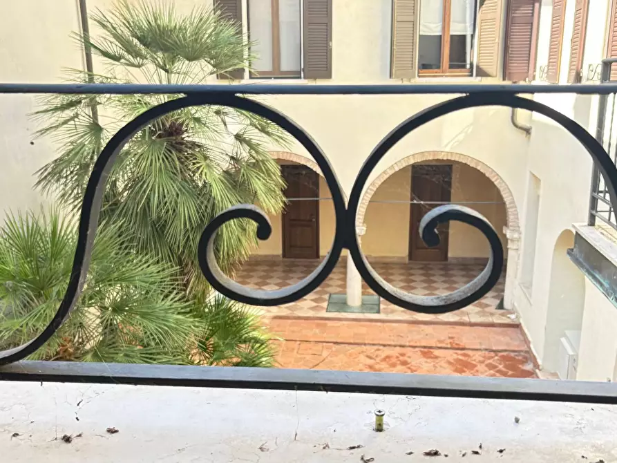 Immagine 17 di Appartamento in vendita  a Mantova