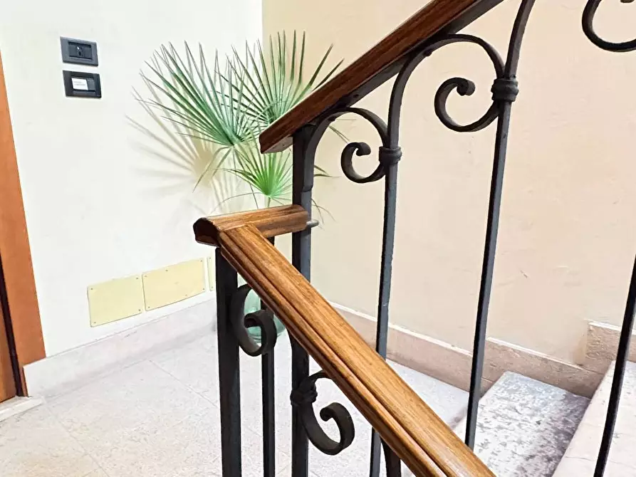 Immagine 25 di Appartamento in vendita  a Mantova