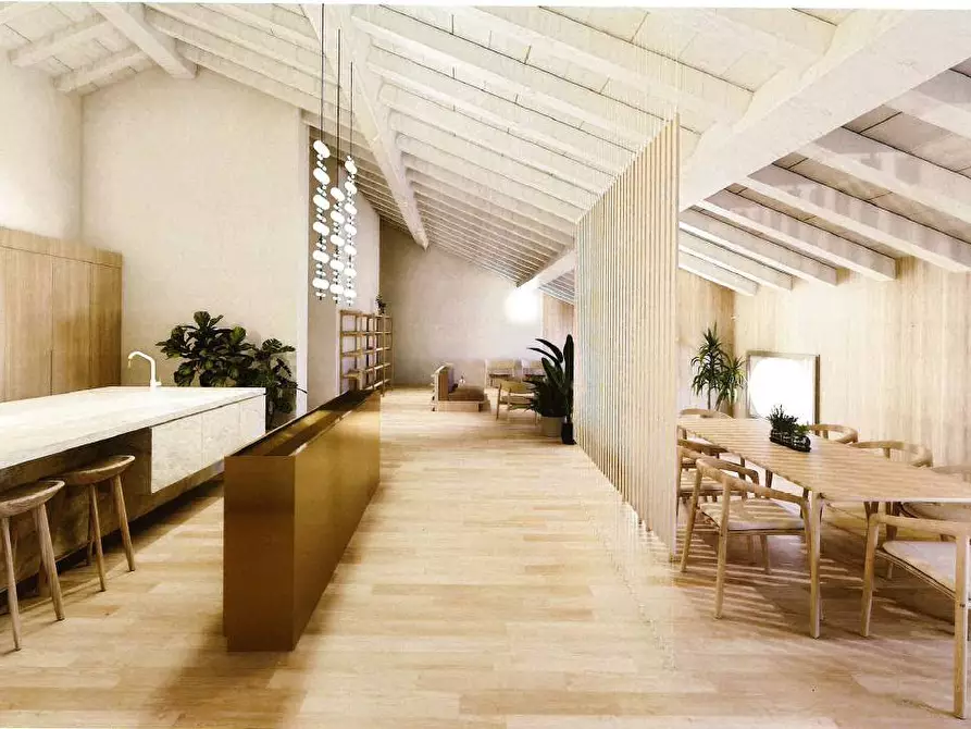 Immagine 2 di Attico in vendita  a Mantova