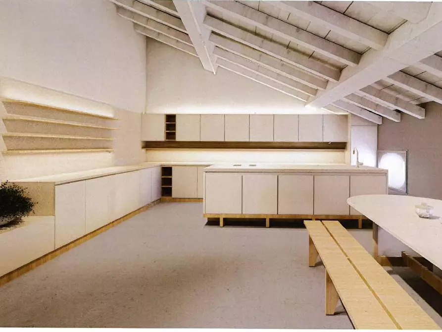 Immagine 1 di Attico in vendita  a Mantova