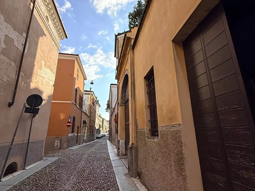 Immagine 19 di Appartamento in vendita  a Mantova