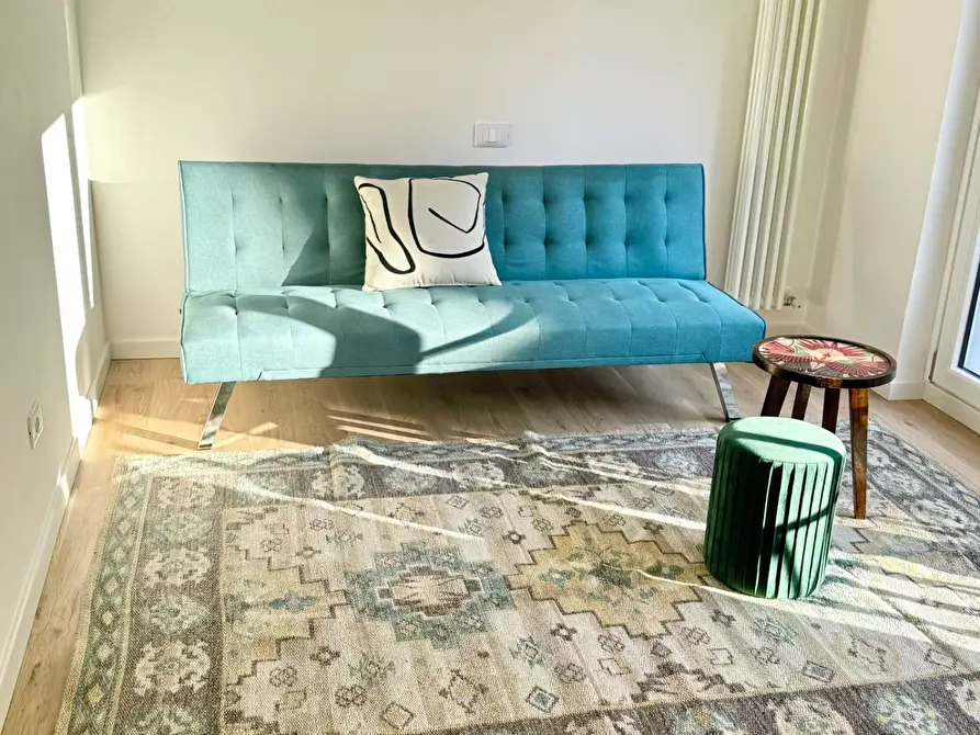 Immagine 7 di Appartamento in vendita  a Mantova