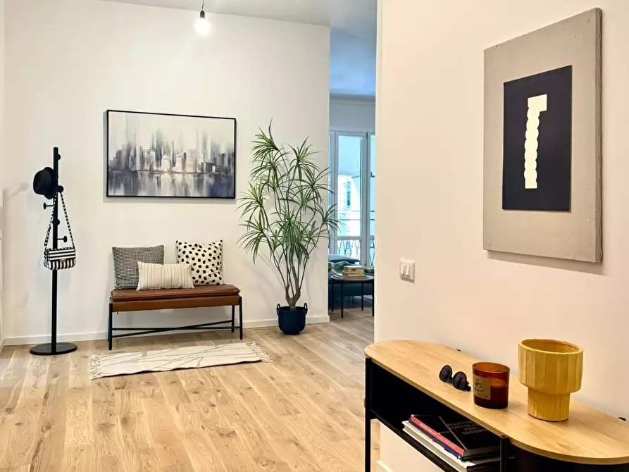 Immagine 9 di Appartamento in vendita  a Mantova