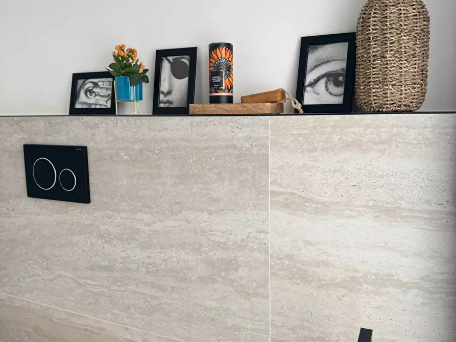 Immagine 14 di Appartamento in vendita  a Mantova