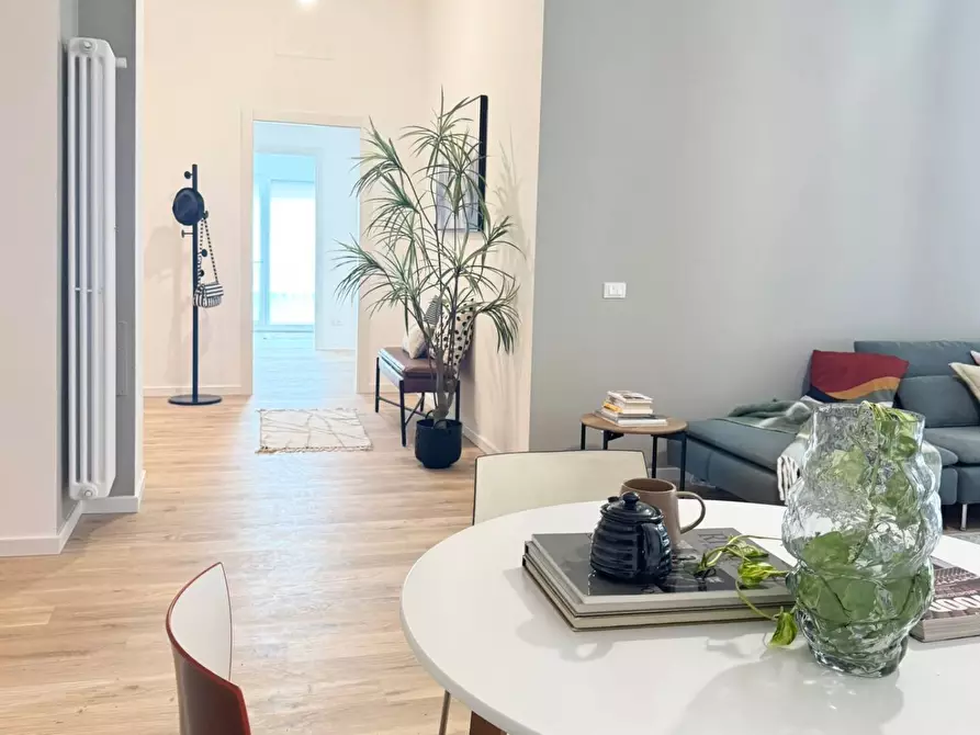 Immagine 10 di Appartamento in vendita  a Mantova