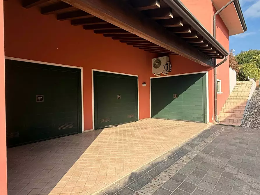 Immagine 29 di Villa in vendita  a Volta Mantovana