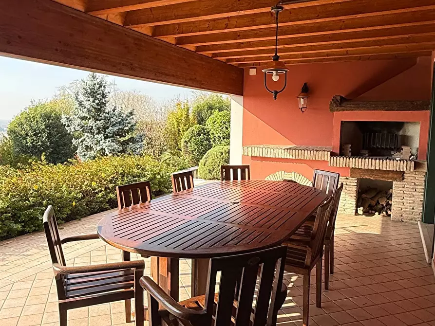 Immagine 8 di Villa in vendita  a Volta Mantovana