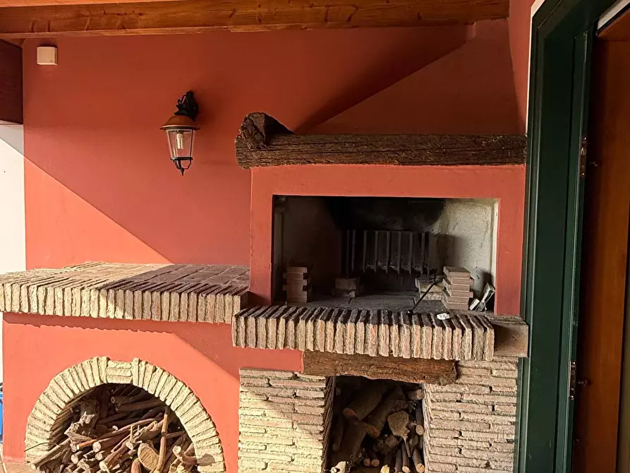 Immagine 9 di Villa in vendita  a Volta Mantovana