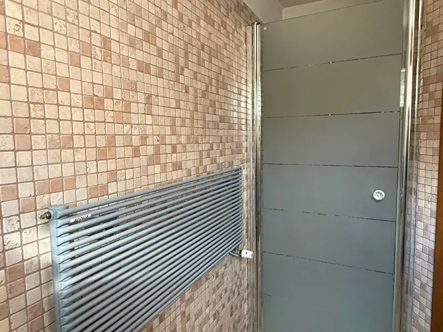 Immagine 24 di Villa in vendita  a Volta Mantovana