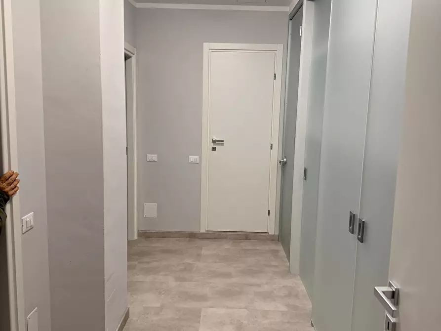 Immagine 7 di Camera in affitto  a Mantova