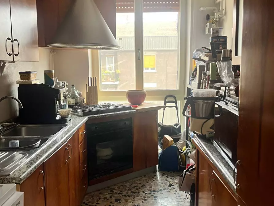 Immagine 9 di Appartamento in vendita  a Mantova