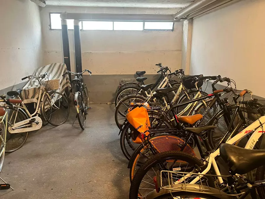 Immagine 26 di Appartamento in vendita  a Mantova