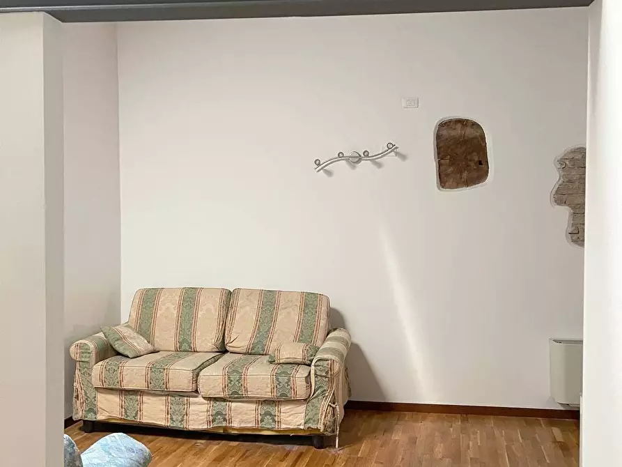 Immagine 8 di Appartamento in vendita  a Mantova