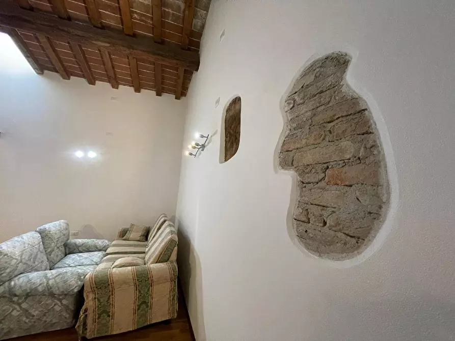 Immagine 14 di Appartamento in vendita  a Mantova