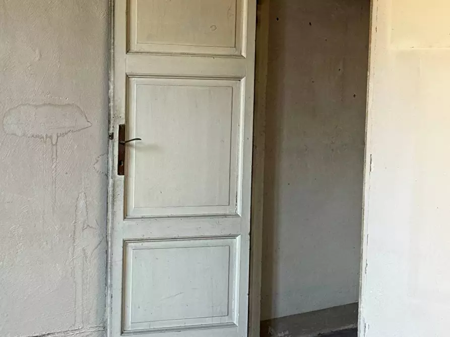 Immagine 18 di Casa indipendente in vendita  a Mantova