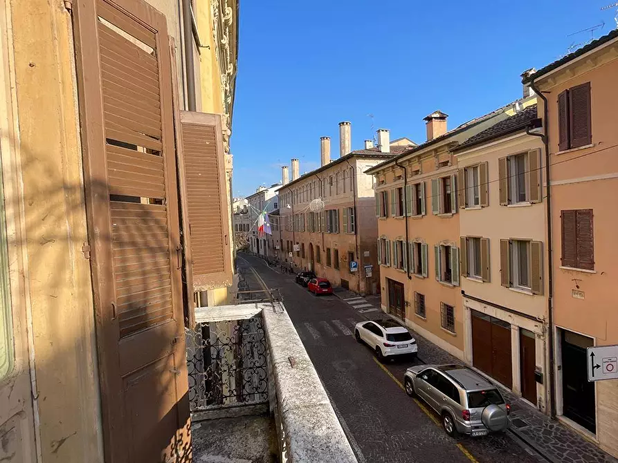 Immagine 9 di Appartamento in vendita  a Mantova