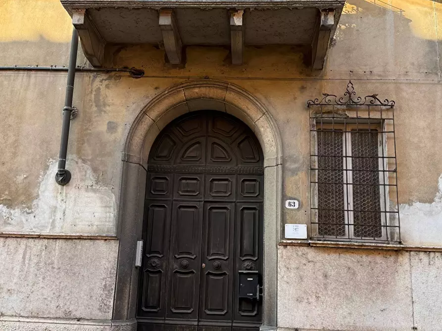 Immagine 10 di Appartamento in vendita  a Mantova